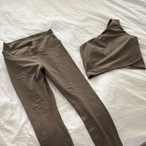 Lululemon align set size 6